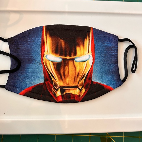 Iron Man face covering mask - Picture 1 of 1